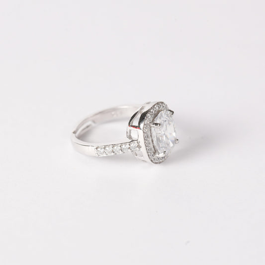 OVAL SOLITAIRE | ADJUSTABLE RING - Shwet