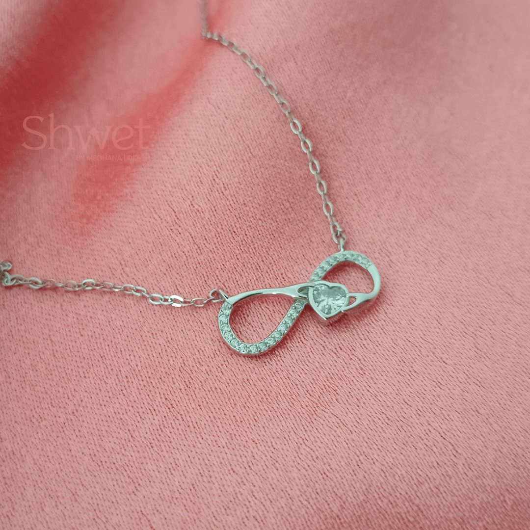 TIMELESS INFINITY CHAIN PENDANT - Shwet