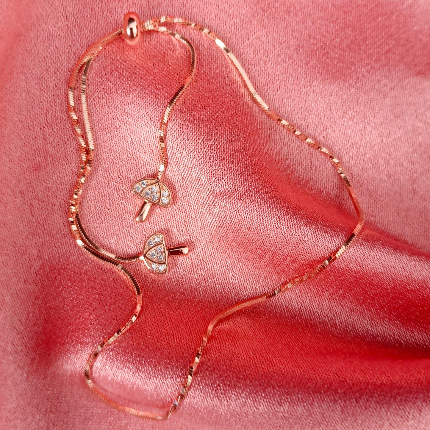 ROSE GOLD SLIDER BRACELET | MUSHROOM CHARMS | 925 STERLING SILVER | ADUSTABLE SIZE - Shwet
